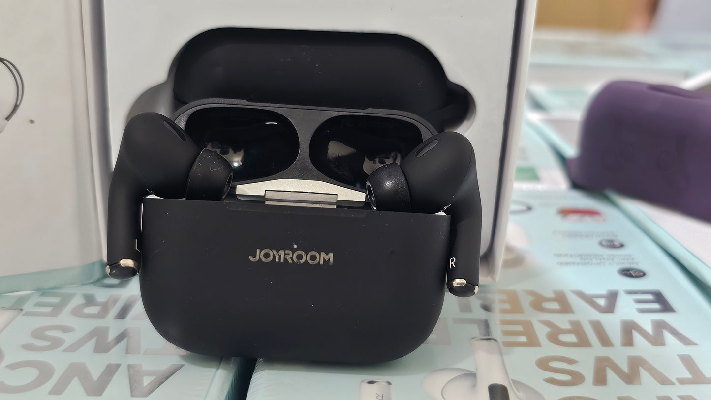 Joyroom Pro 2 – 17H Battery | Deep Bass | Premium Build