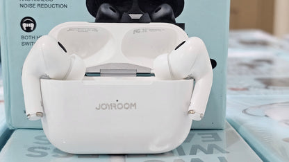 Joyroom Pro 2 – 17H Battery | Deep Bass | Premium Build